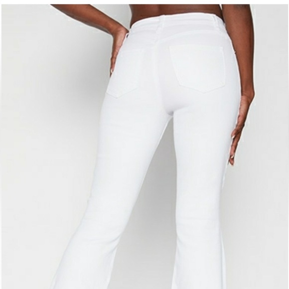 YMI High Rise Stretch Flare Jeans in White 7/28 - Picture 3 of 14